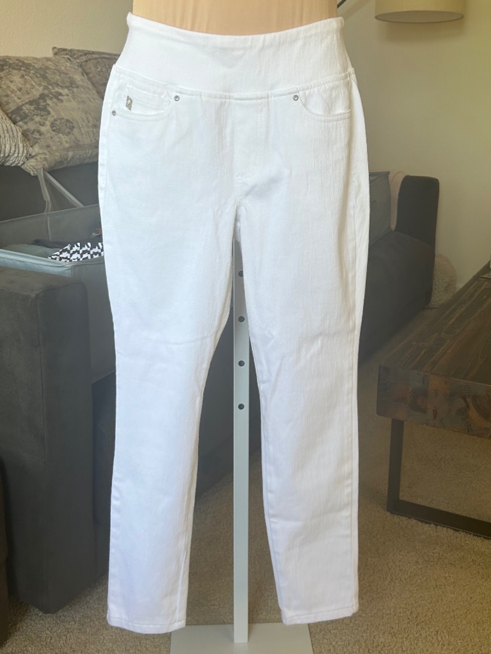 BELLE BY KIM GRAVEL White Flexibelle Slim Leg Jean
